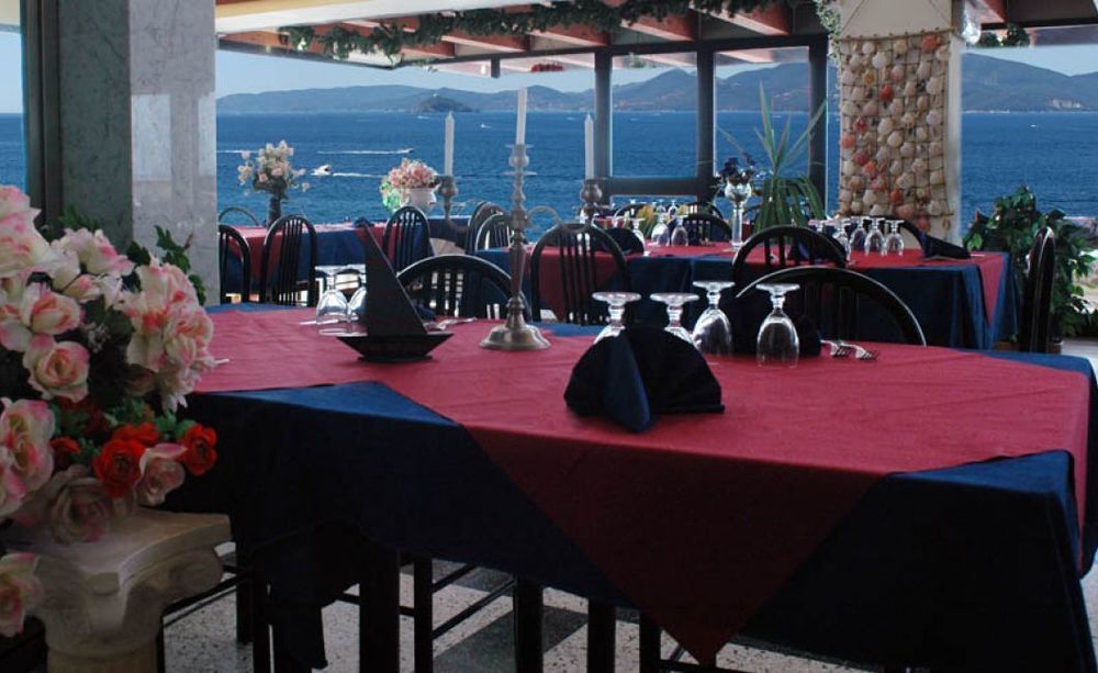 Hotel Esperia Piombino Bagian luar foto